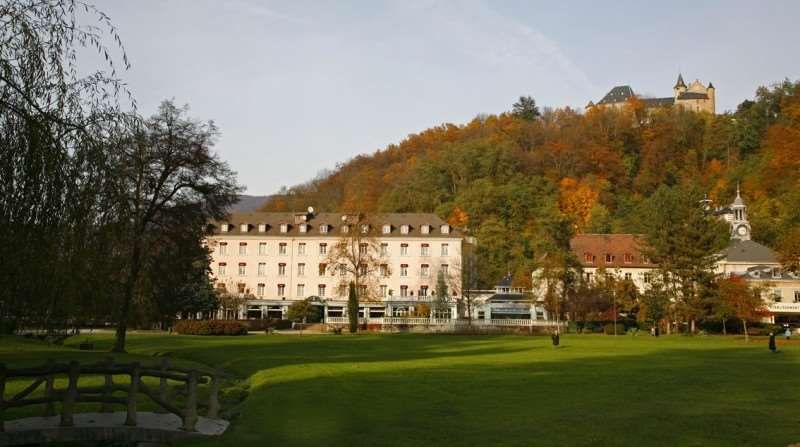 Grand Hotel & Spa Uriage Saint-Martin-dʼUriage Zewnętrze zdjęcie